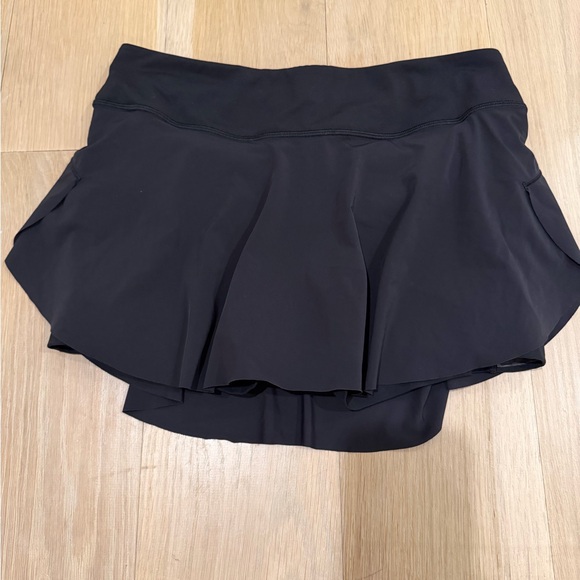 lululemon athletica Dresses & Skirts - Lululemon Athletica Black Skort